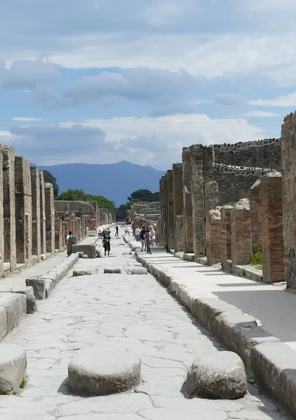 pompeii-and-herculaneum-ruins-guided-tour